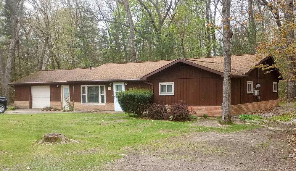 27 Campbell Road Fountain, MI 49410