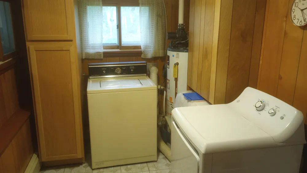 27 Campbell Road Fountain, MI 49410