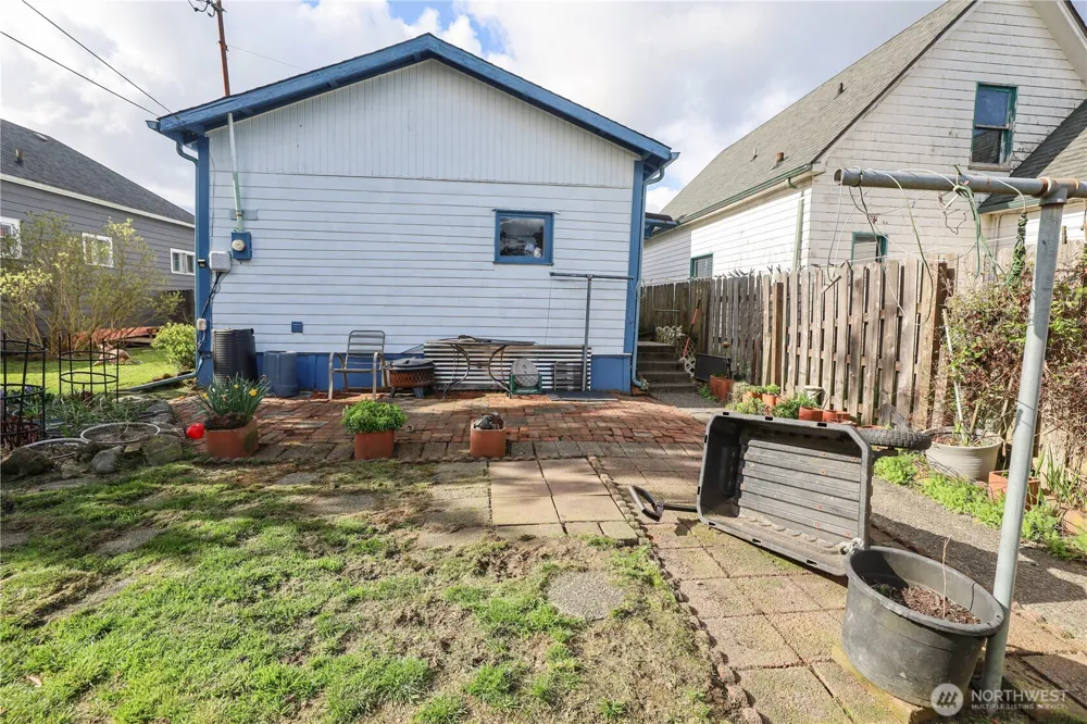 811 W Market Street Aberdeen, WA 98520