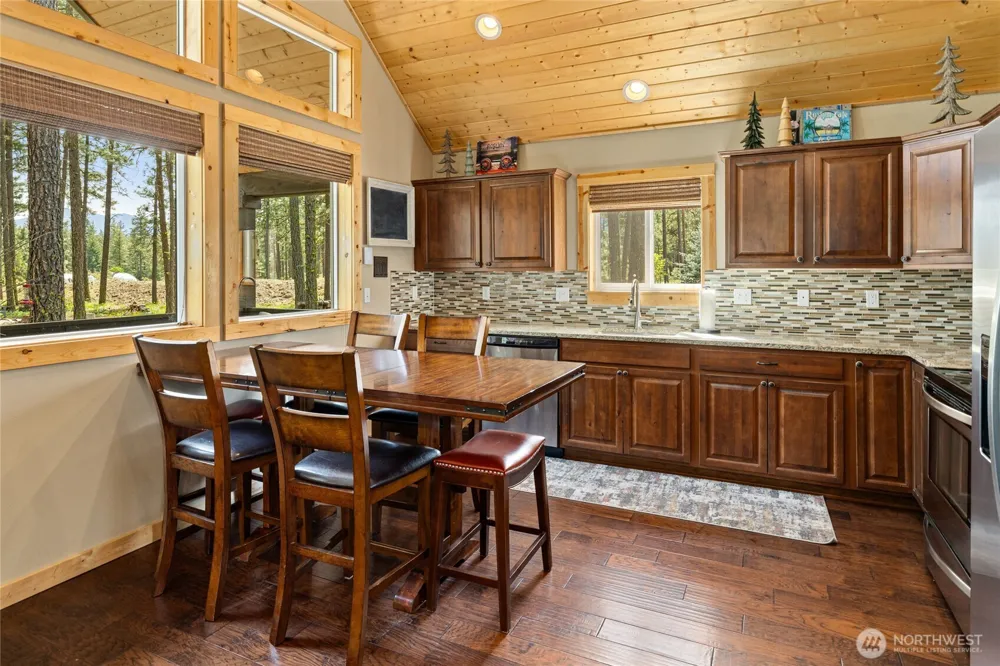 910 Bakers Road Ronald, WA 98940