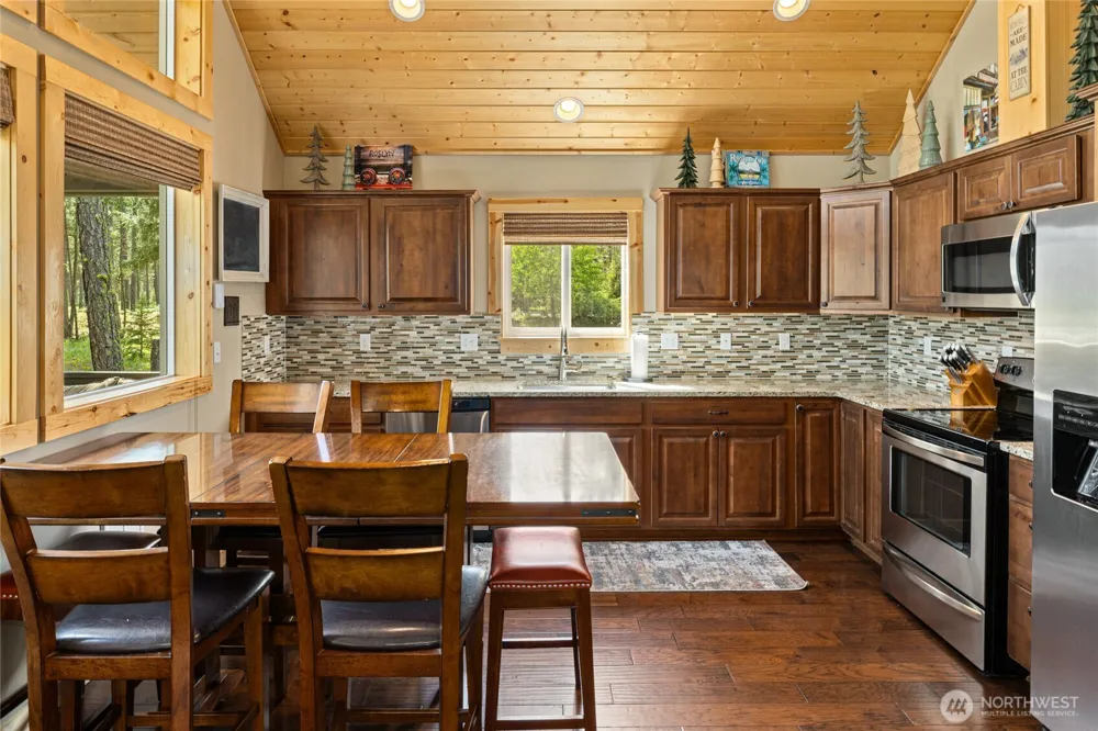 910 Bakers Road Ronald, WA 98940
