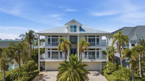 24 PINE CIRCLE
