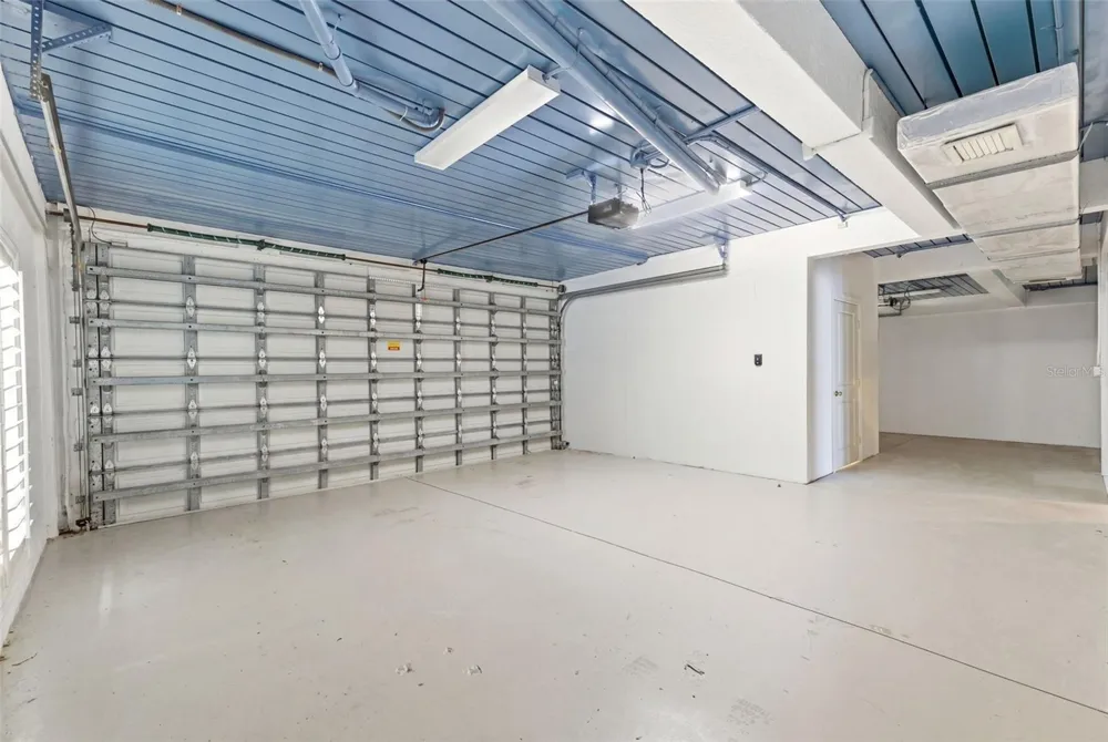 24 PINE CIRCLE Belleair, FL 33756