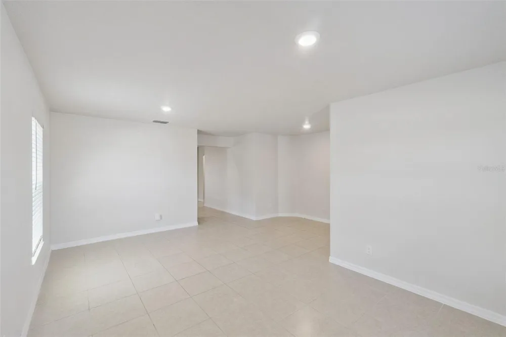 1729 CANAAN LOOP Dundee, FL 33838
