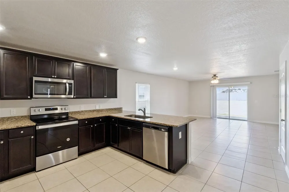 1729 CANAAN LOOP Dundee, FL 33838