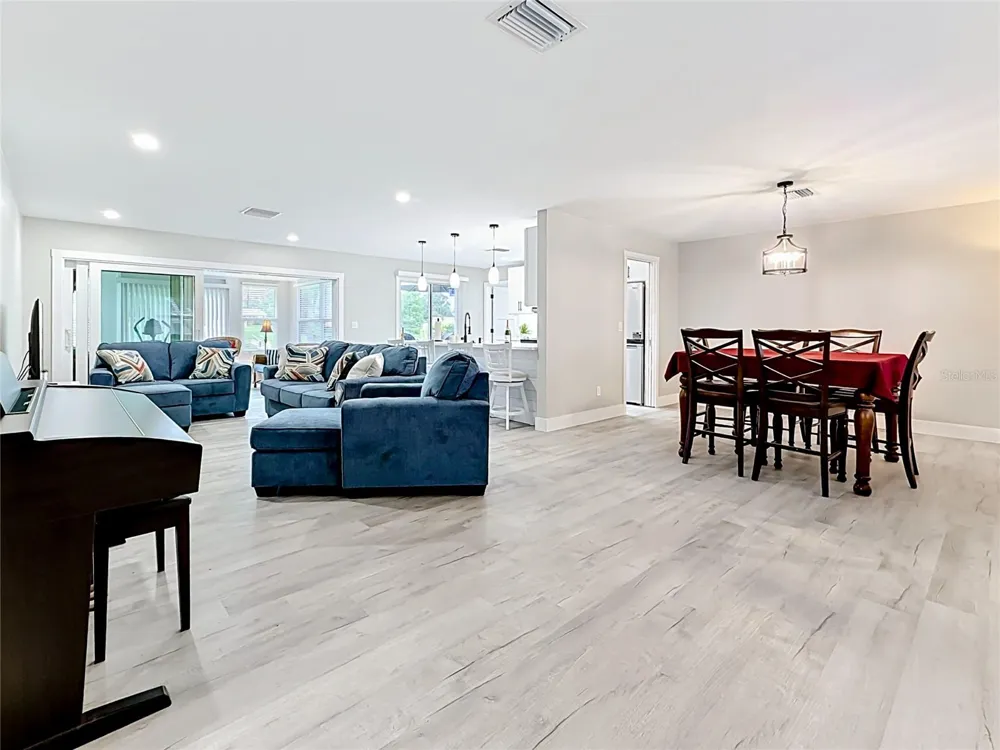 508 SHORE DRIVE Largo, FL 33771