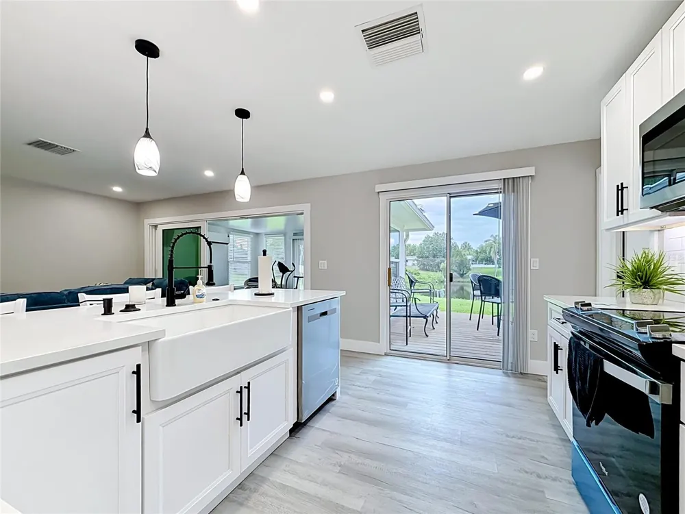 508 SHORE DRIVE Largo, FL 33771