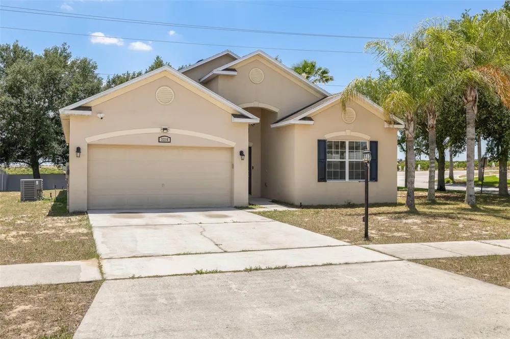 3216 LYNROCK AVENUE Dundee, FL 33838