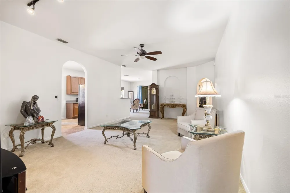 3216 LYNROCK AVENUE Dundee, FL 33838