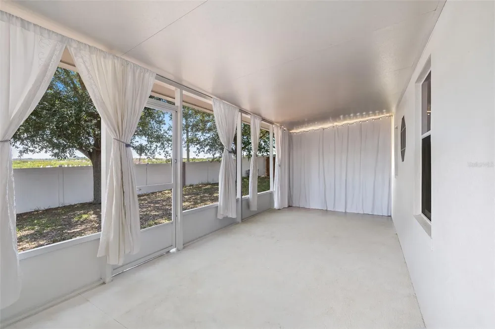 3216 LYNROCK AVENUE Dundee, FL 33838
