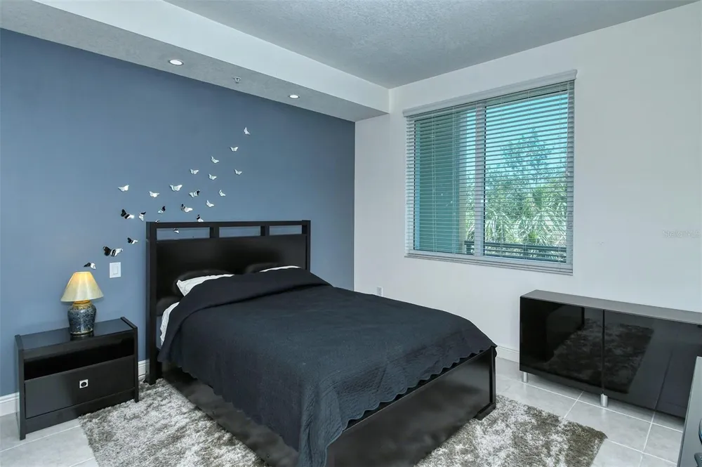 800 TAMIAMI TRAIL #203 Sarasota, FL 34236