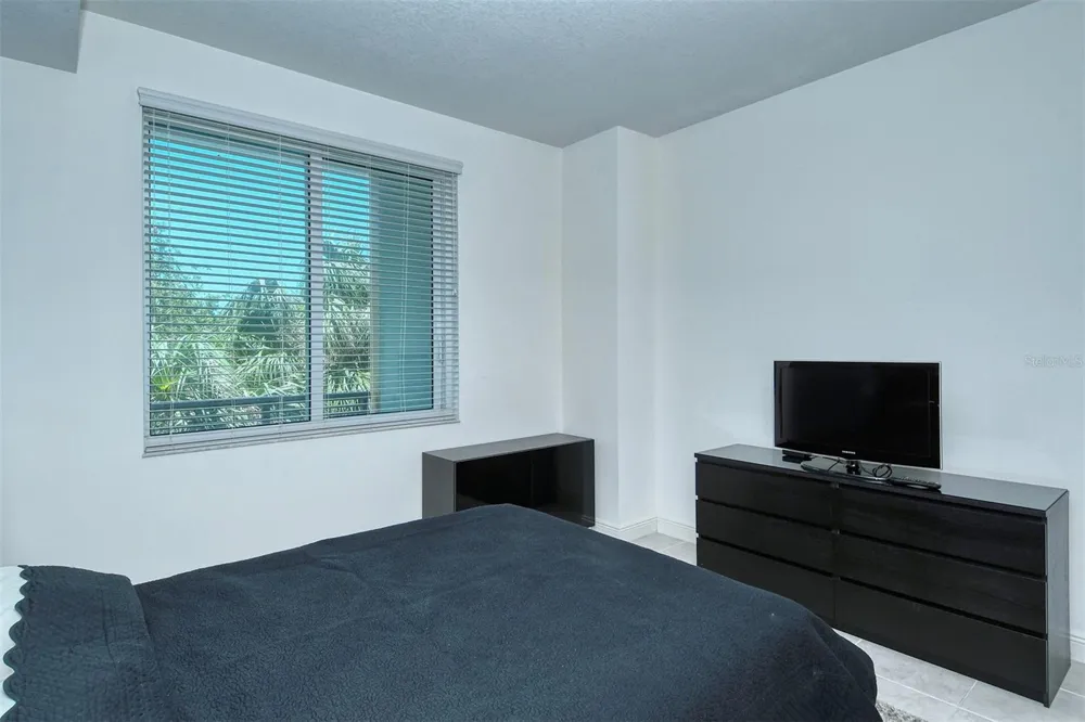 800 TAMIAMI TRAIL #203 Sarasota, FL 34236