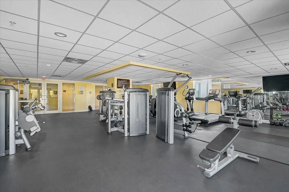 800 TAMIAMI TRAIL #203 Sarasota, FL 34236