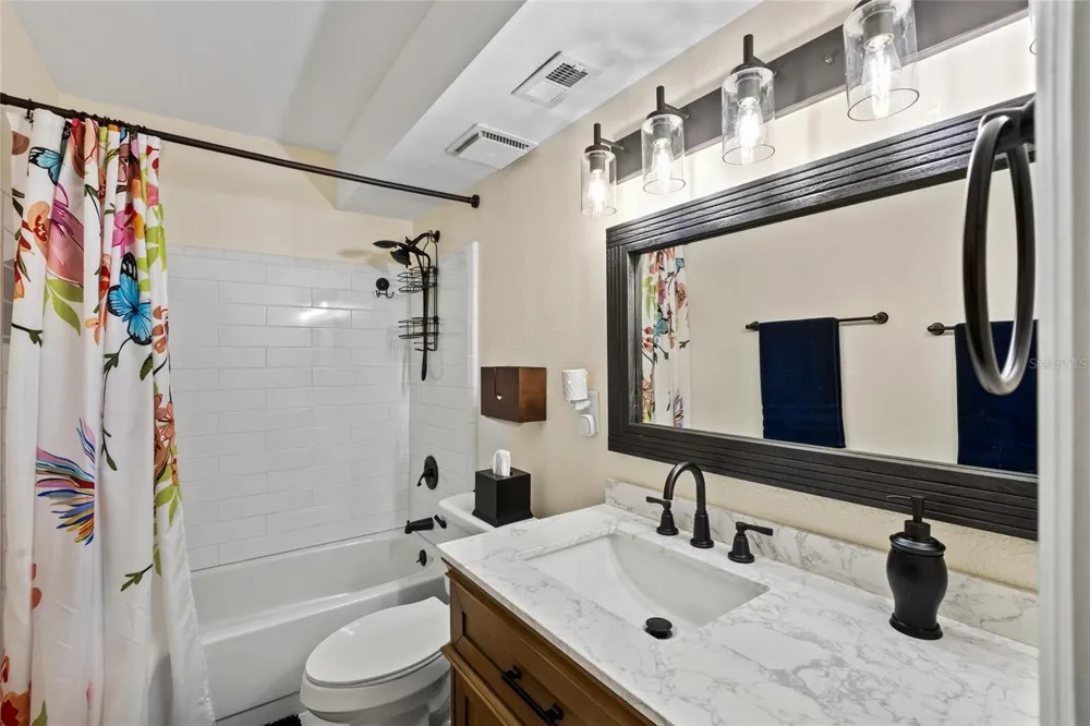 100 E OAK TERRACE DRIVE #A2 Leesburg, FL 34748