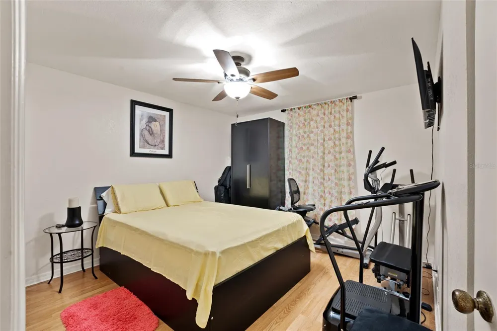 100 E OAK TERRACE DRIVE #A2 Leesburg, FL 34748