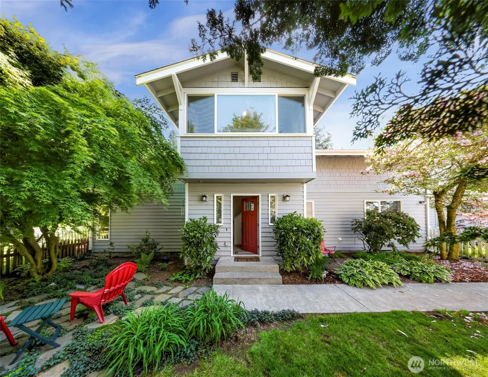 6874 Golf View Drive Lynden, WA 98264