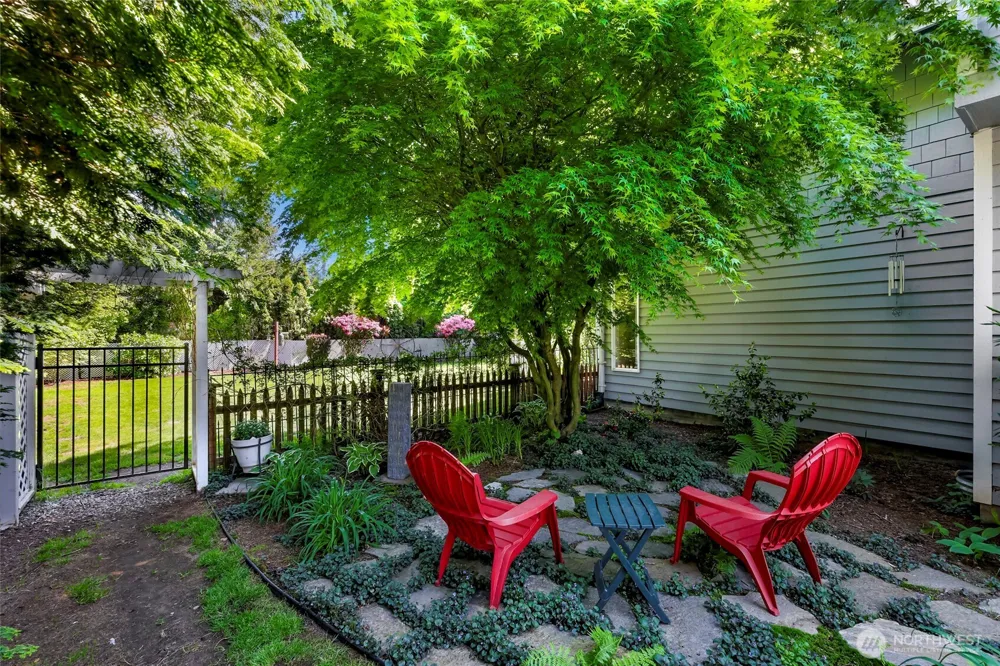 6874 Golf View Drive Lynden, WA 98264