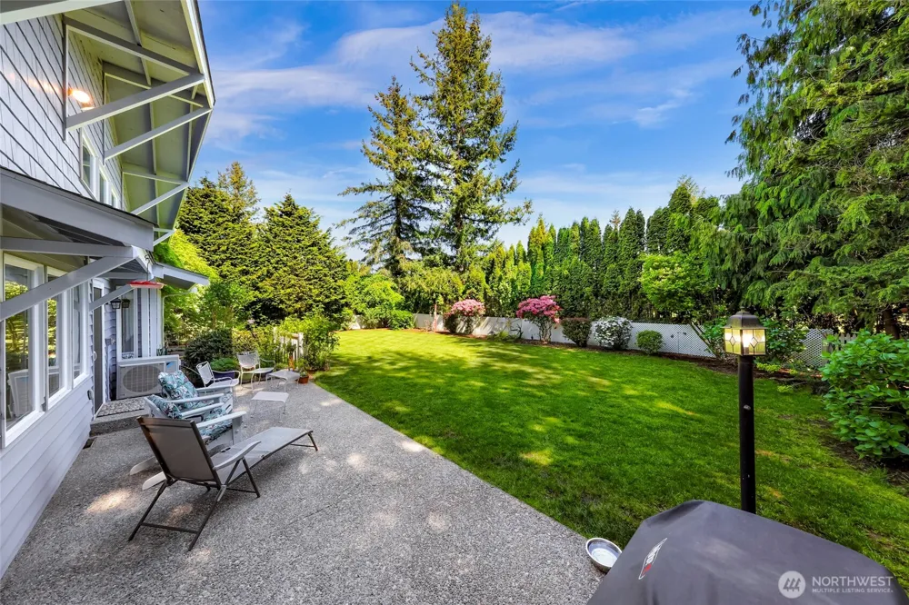 6874 Golf View Drive Lynden, WA 98264