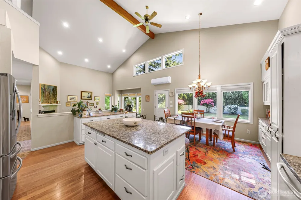 6874 Golf View Drive Lynden, WA 98264