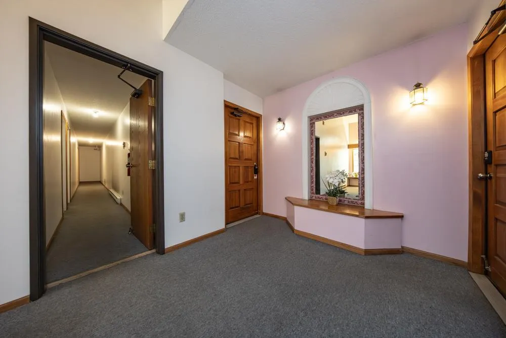 723 Larpenteur Avenue E #723A Maplewood, MN 55117