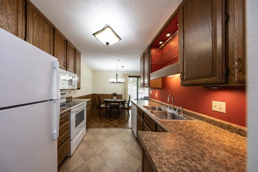 723 Larpenteur Avenue E #723A Maplewood, MN 55117