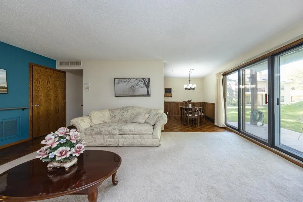 723 Larpenteur Avenue E #723A Maplewood, MN 55117
