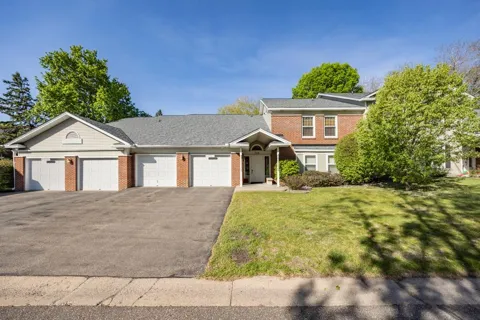 723 Larpenteur Avenue E #723A