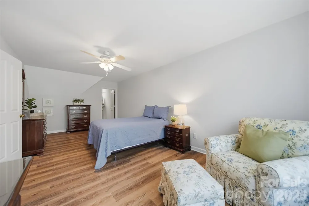 19 Heron Cove Loop #B Hickory, NC 28601