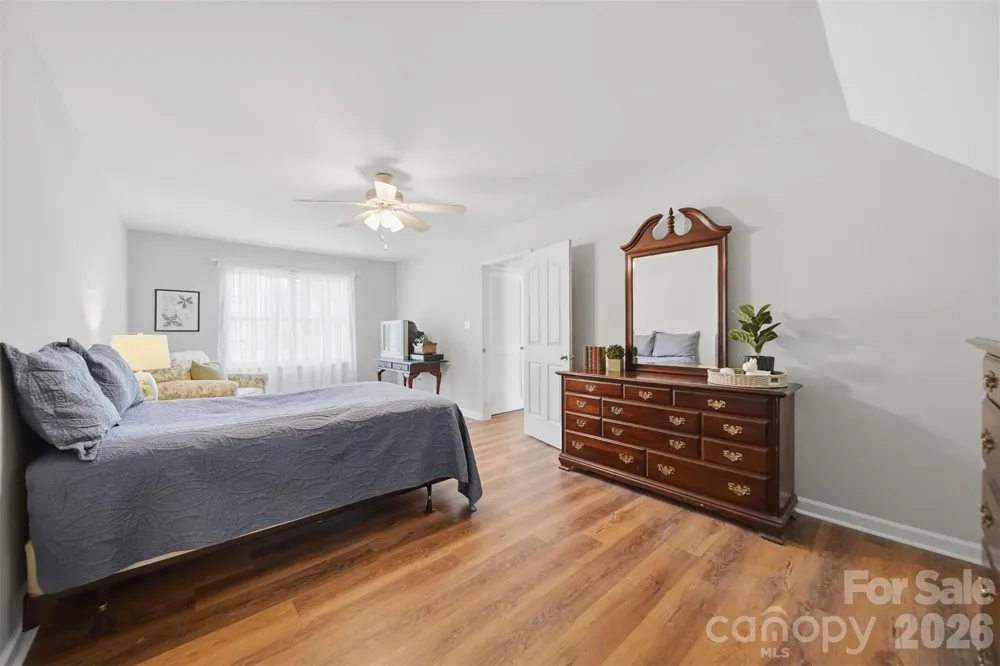 19 Heron Cove Loop #B Hickory, NC 28601