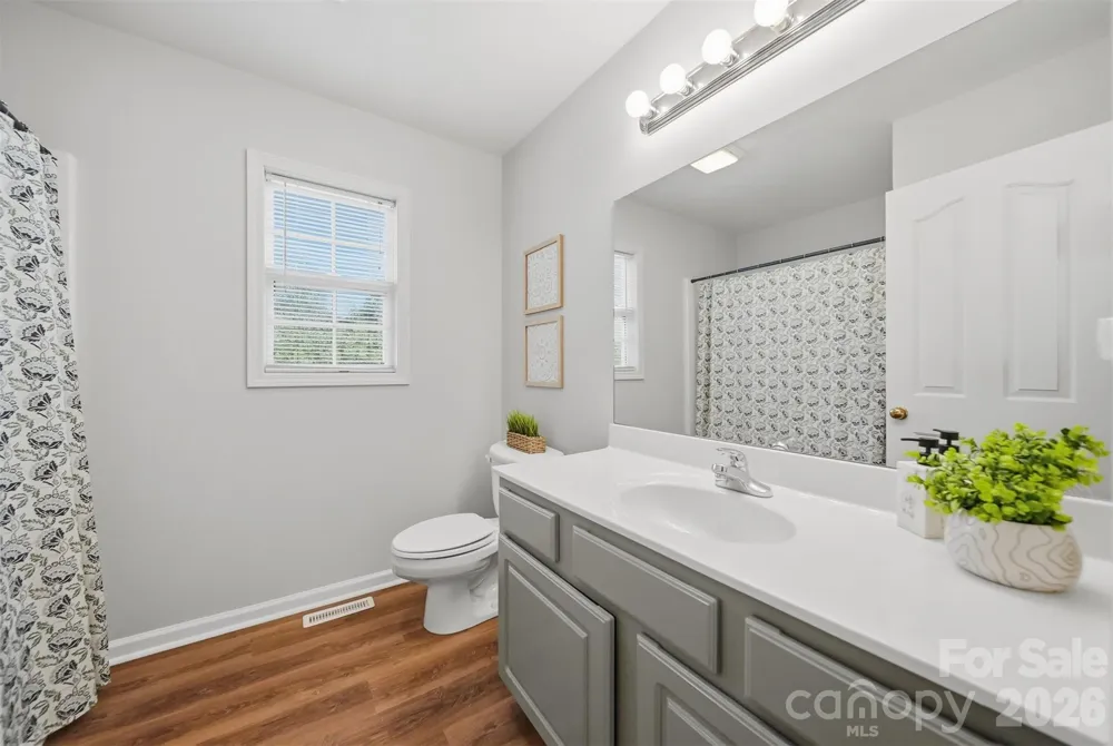 19 Heron Cove Loop #B Hickory, NC 28601