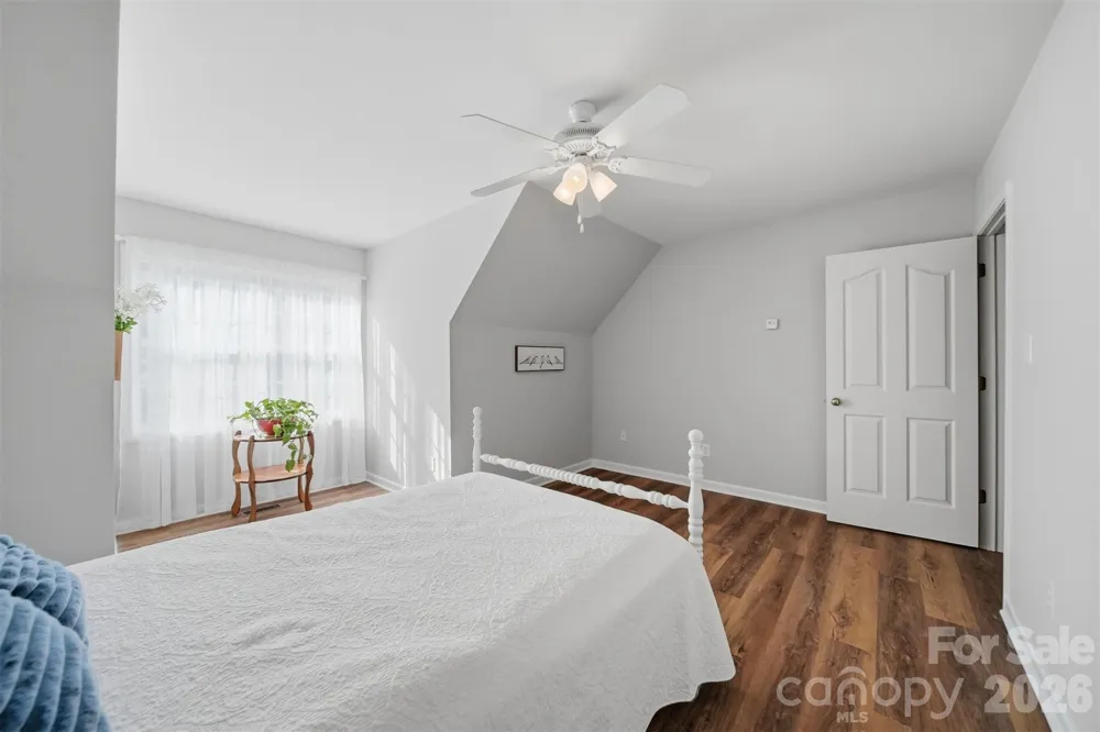19 Heron Cove Loop #B Hickory, NC 28601