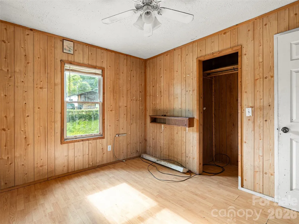 1669 Fisher Creek Road Sylva, NC 28779