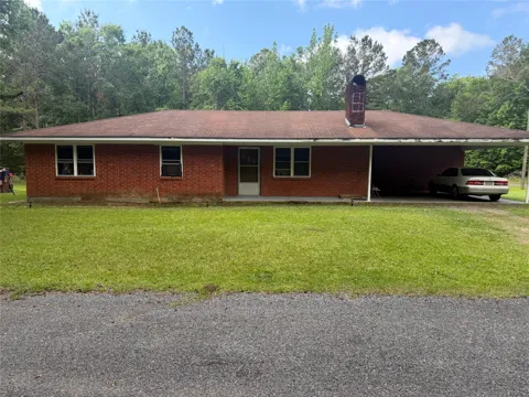 104 English Crossing Road