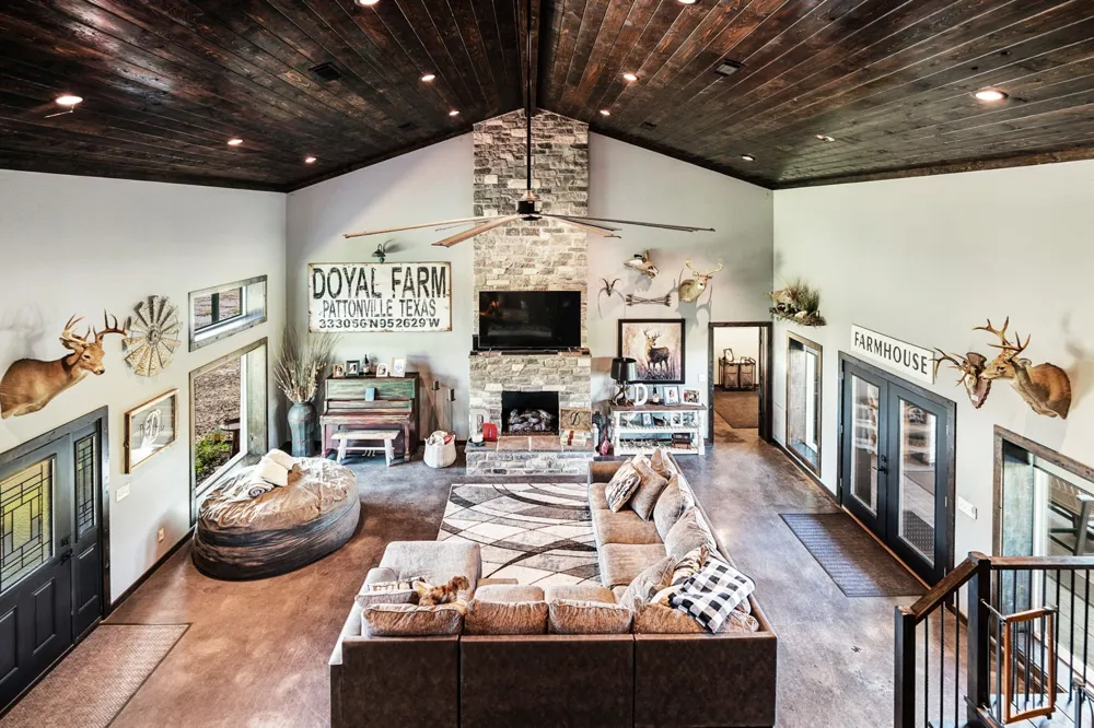 962 County Road 14630 Pattonville, TX 75468