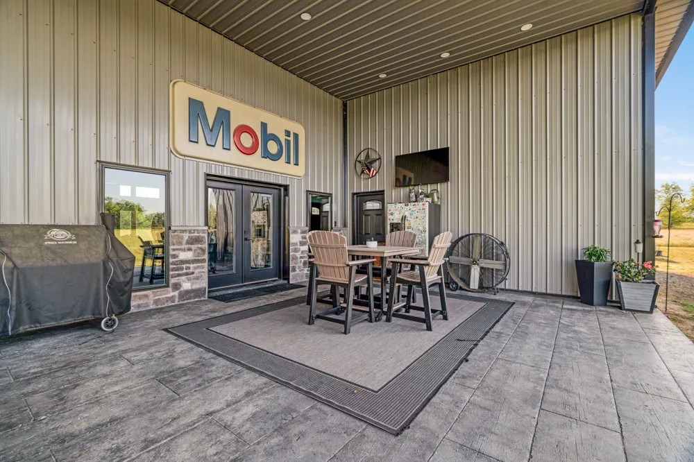 962 County Road 14630 Pattonville, TX 75468