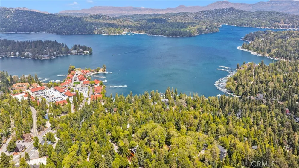 325 Mittry Lake Arrowhead, CA 92352
