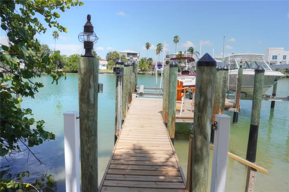 8535 BLIND PASS DRIVE #103 Treasure Island, FL 33706