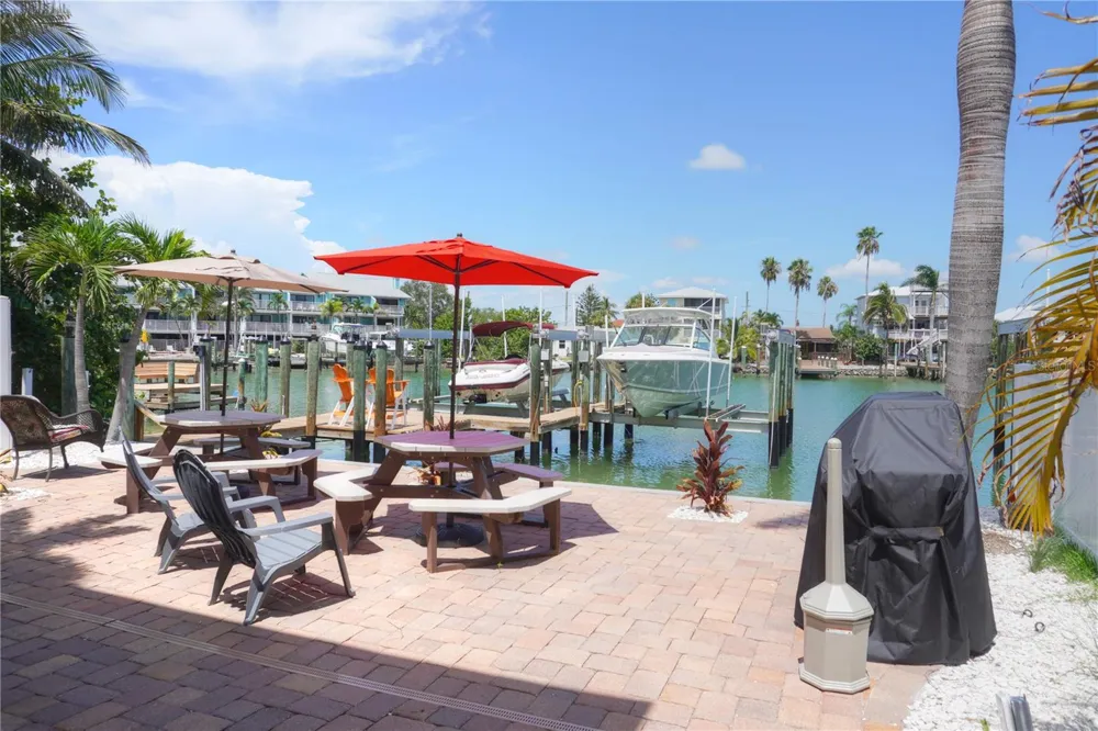 8535 BLIND PASS DRIVE #103 Treasure Island, FL 33706