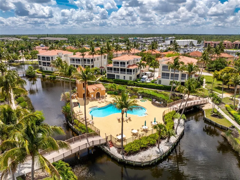 3485 SUNSET KEY CIRCLE #101 Punta Gorda, FL 33955