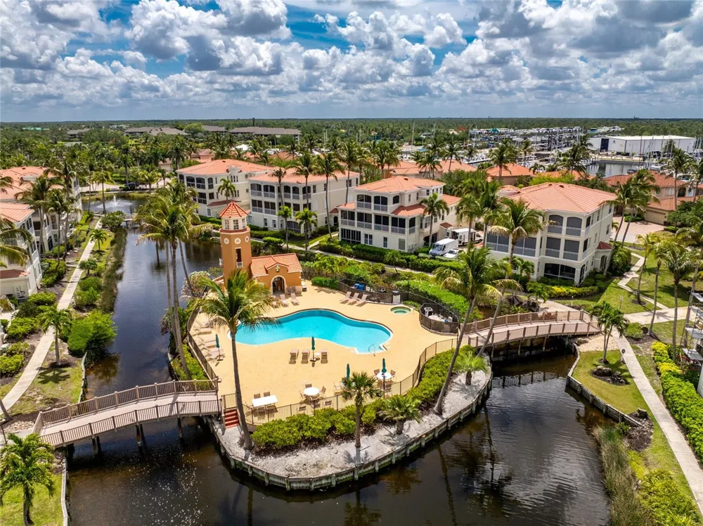 3485 SUNSET KEY CIRCLE #101 Punta Gorda, FL 33955