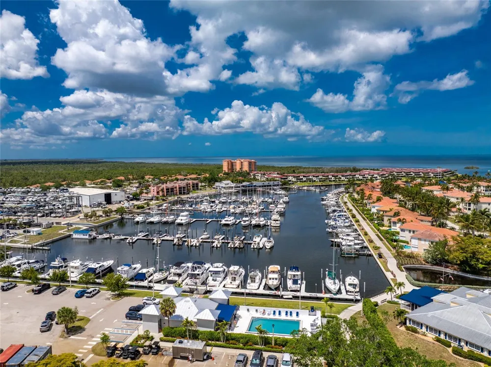 3485 SUNSET KEY CIRCLE #101 Punta Gorda, FL 33955