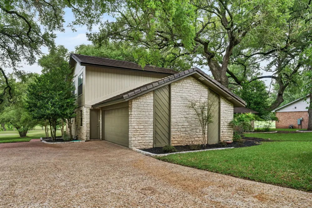 1301 Mill Creek Drive Salado, TX 76571
