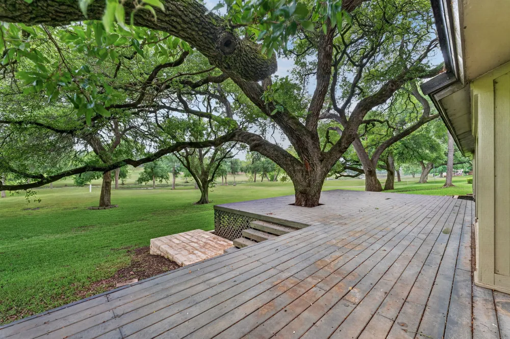 1301 Mill Creek Drive Salado, TX 76571