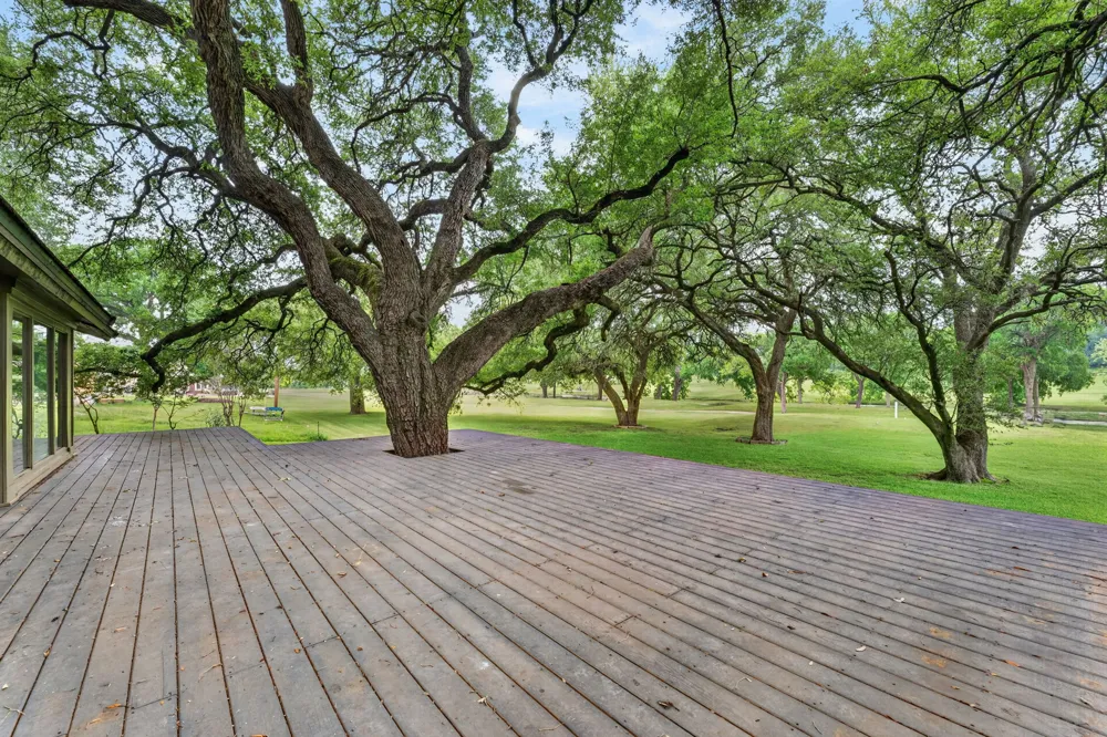 1301 Mill Creek Drive Salado, TX 76571