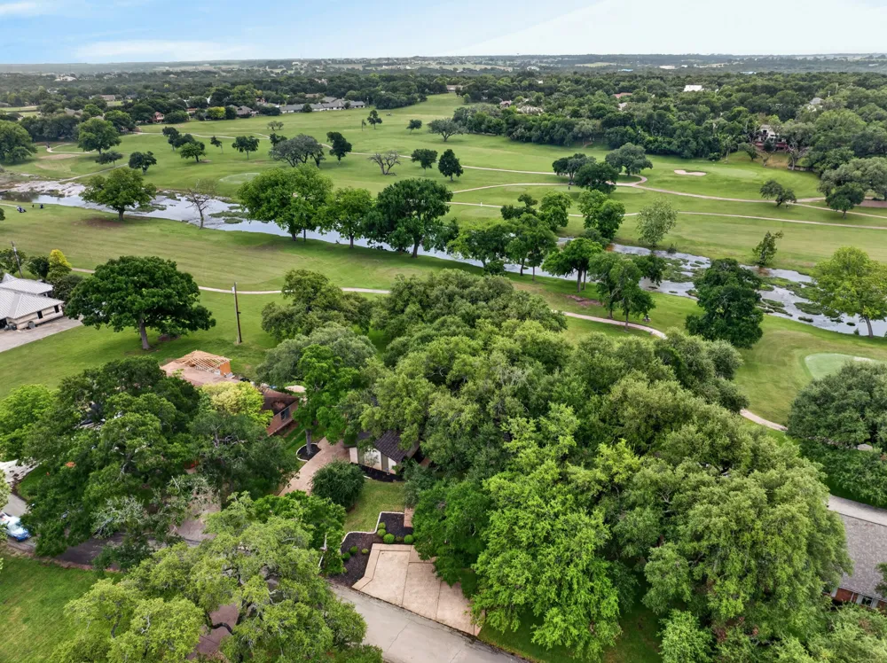 1301 Mill Creek Drive Salado, TX 76571