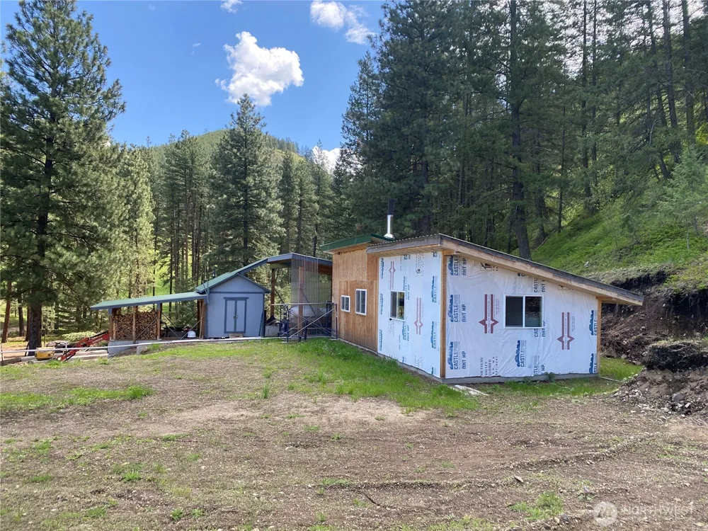 102 Elbow Canyon Road Twisp, WA 98856