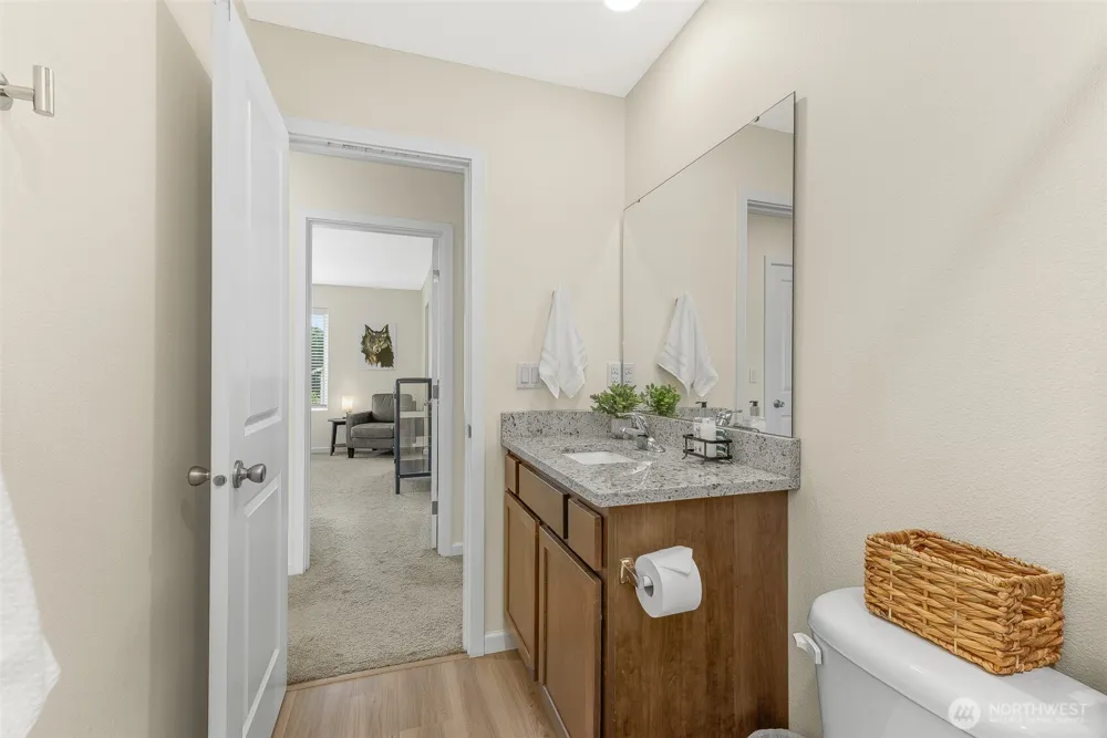 1228 W 16TH AVENUE La Center, WA 98629