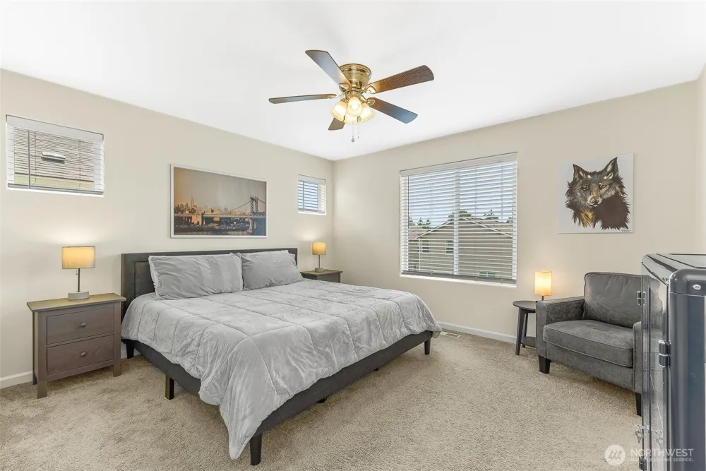 1228 W 16TH AVENUE La Center, WA 98629