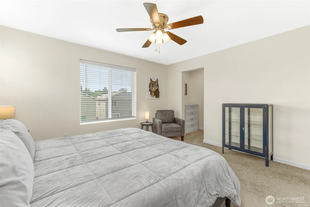 1228 W 16TH AVENUE La Center, WA 98629