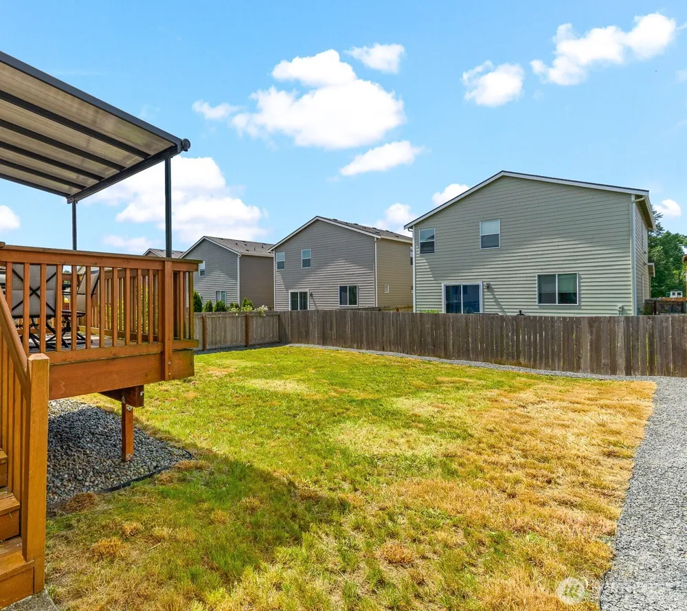 1228 W 16TH AVENUE La Center, WA 98629